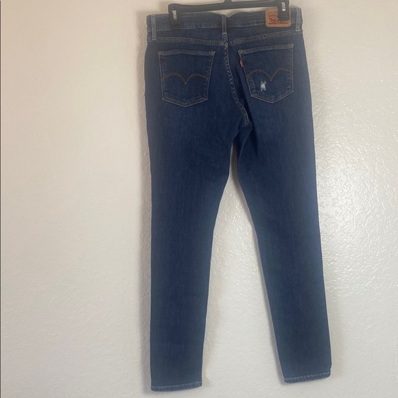 Levi's Blue Skinny Jeans with Distressed Details - Picture 2 of 11